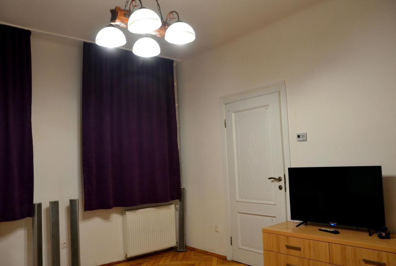 Brand New Apartment In City Center Lviv Exterior foto